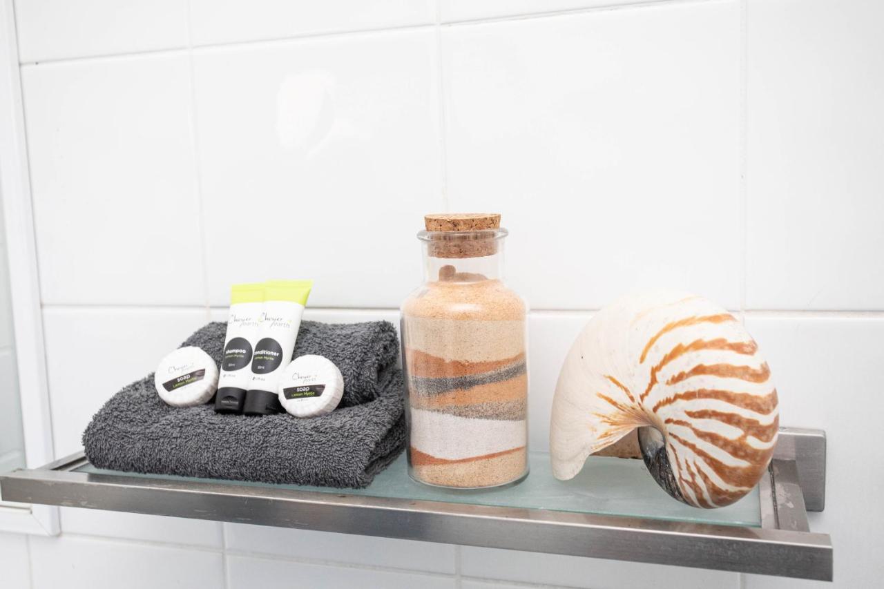 Airlie Sun & Sand Accommodation #2 Airlie Beach Extérieur photo